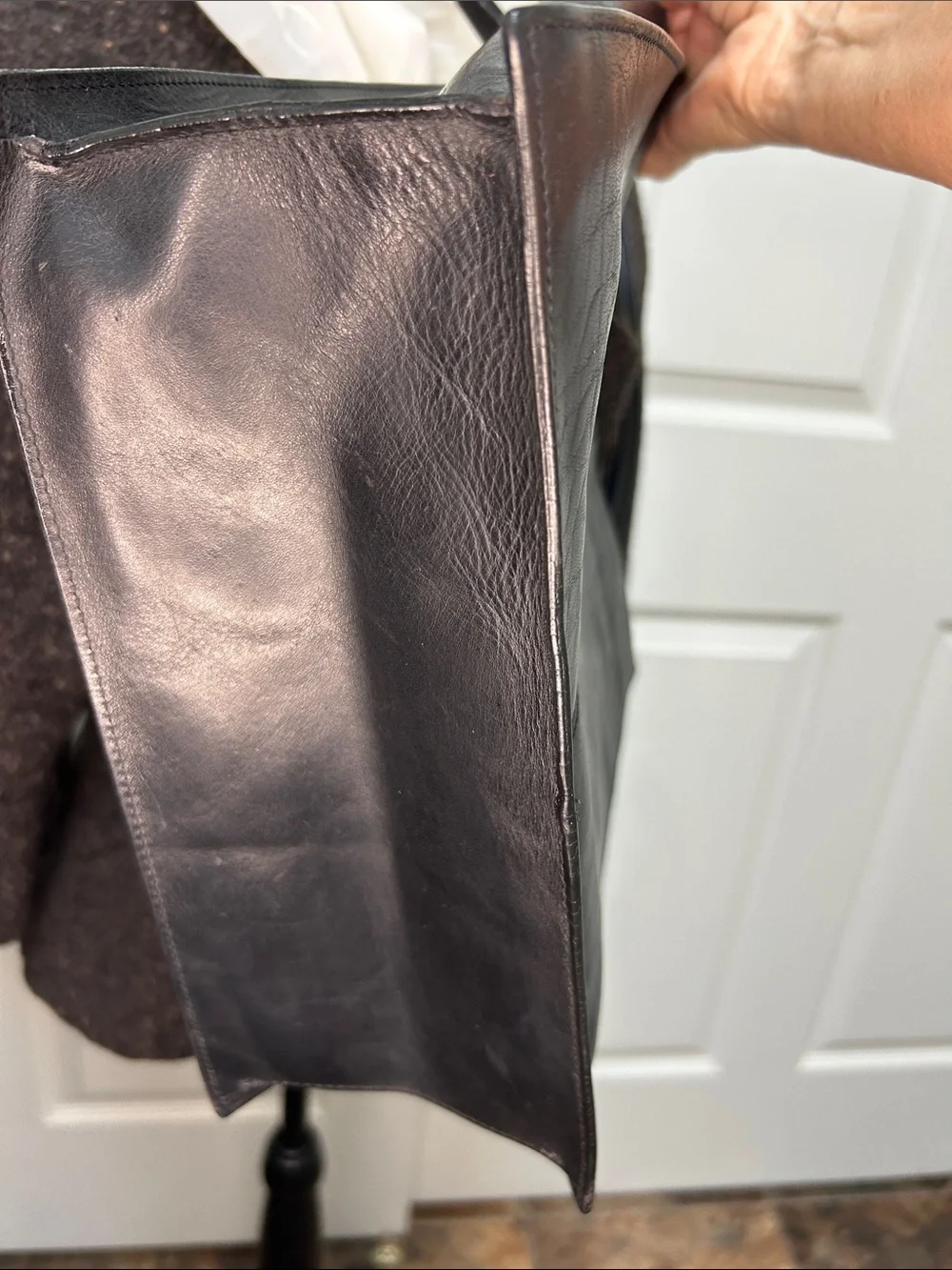 Pelle Studio Black Leather Messenger Tote
